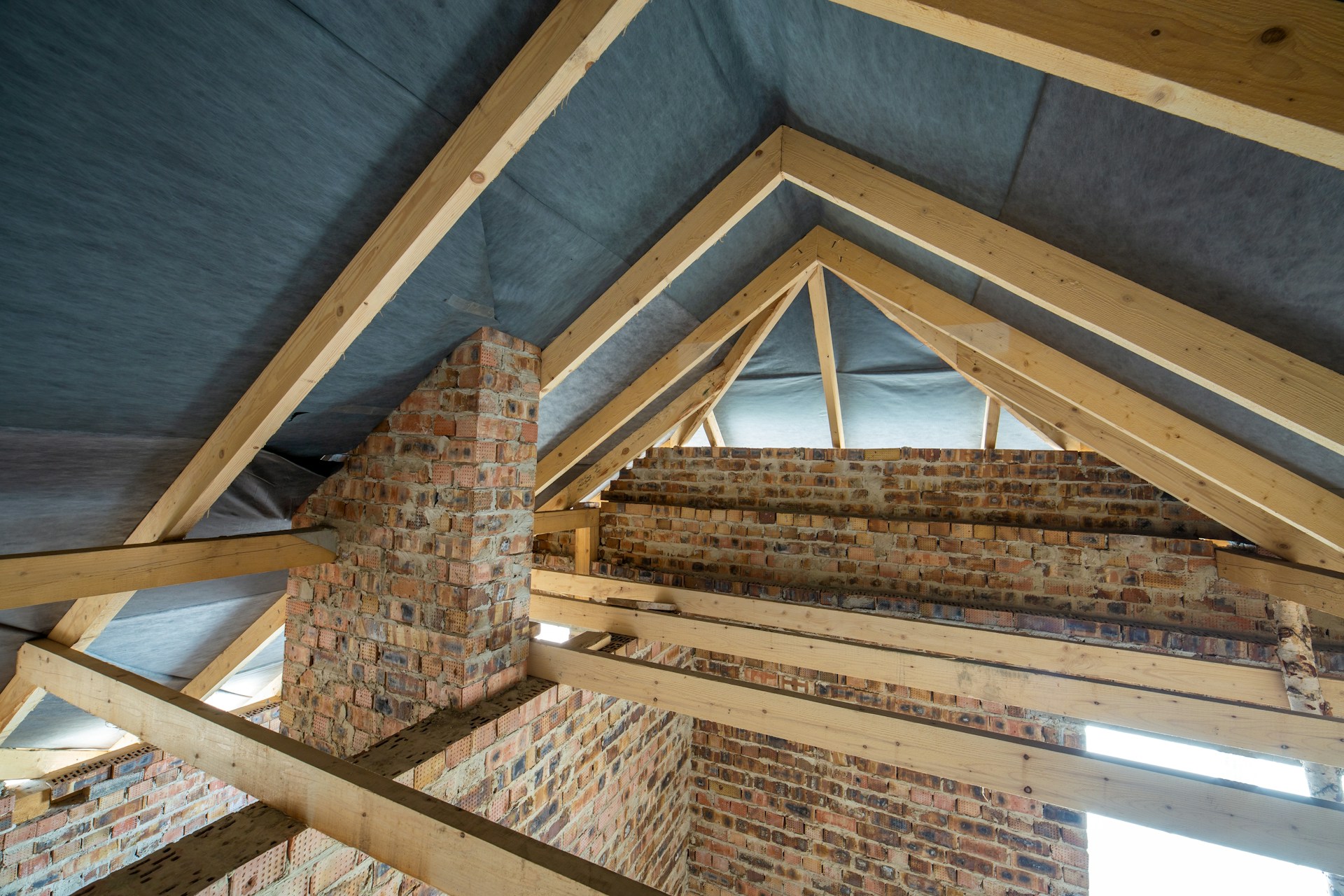 Understanding R-Value: Choosing the Right Insulation for Your Home’s N